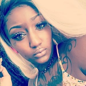 Meet your Posher, Kia